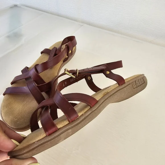 G.H. Bass & Co. Sunjuns Women's Brown Sandals - Picture 7 of 8